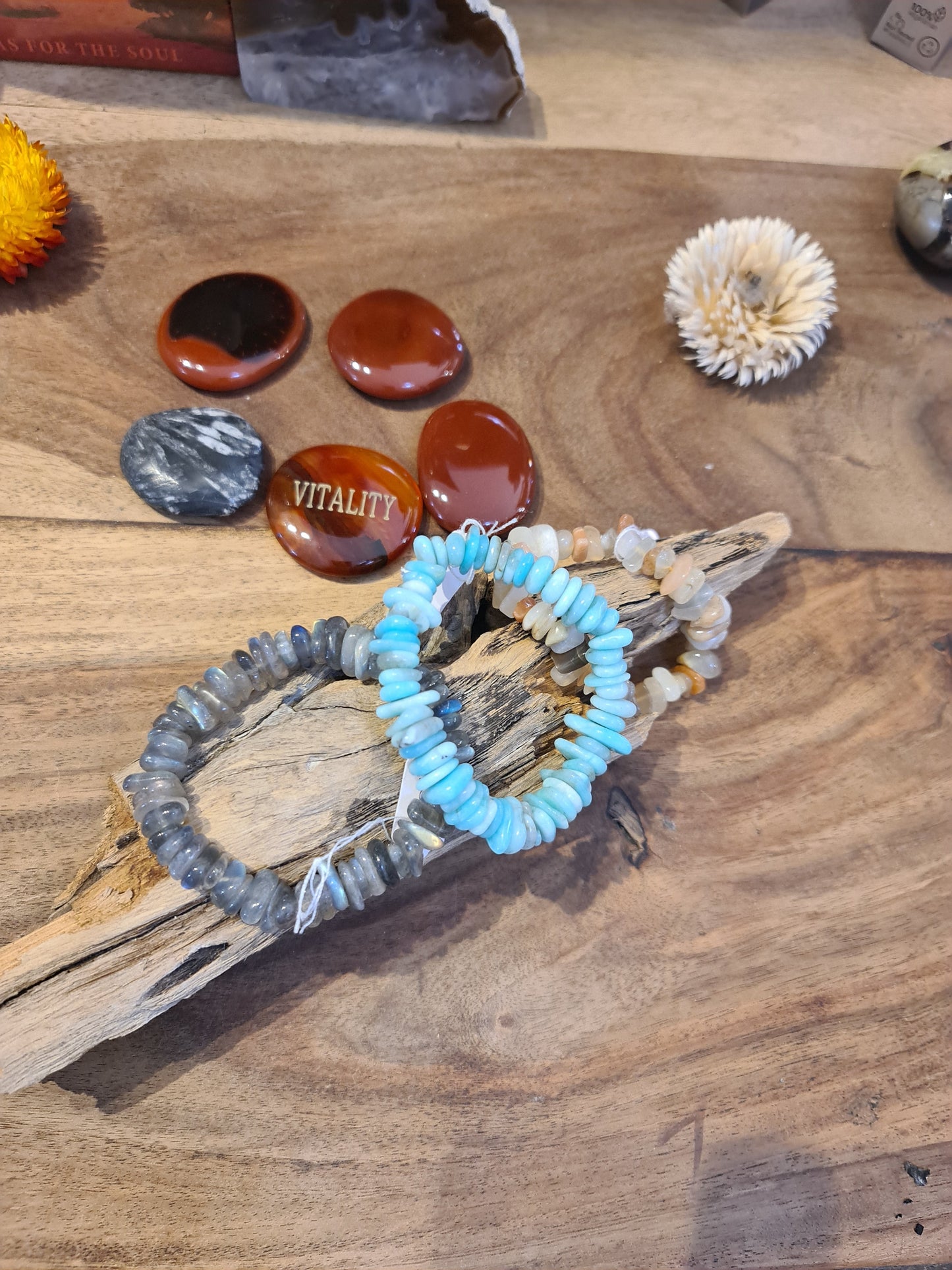 Chip Crystal Bracelet on Elastic