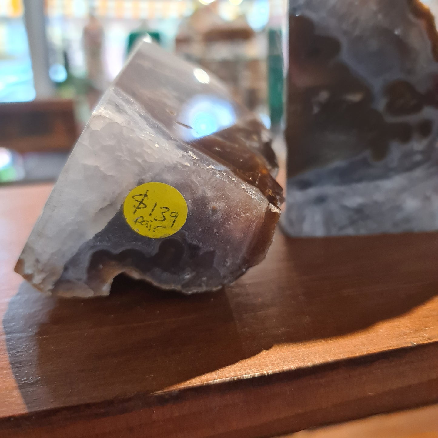 Agate - Geodes, Bookends & Slices