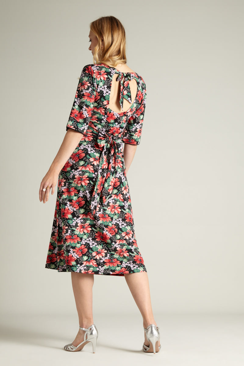 Shiloh Dress Pacifica in Black EUR L by King Louie LAST ONE!