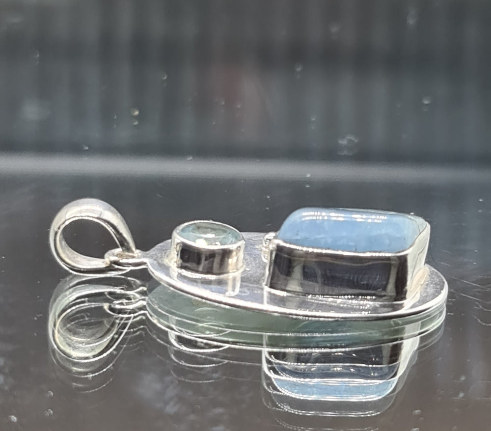 Aquamarine & Blue Topaz set in Silver