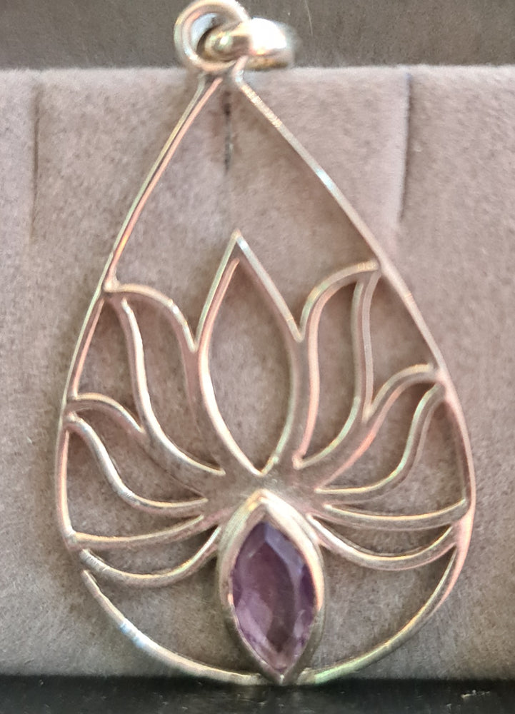 Mixed Flower 925 Pendant with Semi Precious gem stone /crystal