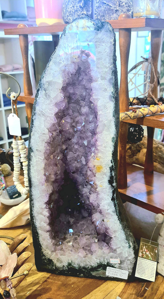 Amethyst Crystals - Clusters, Points, Caves and Cathedrals