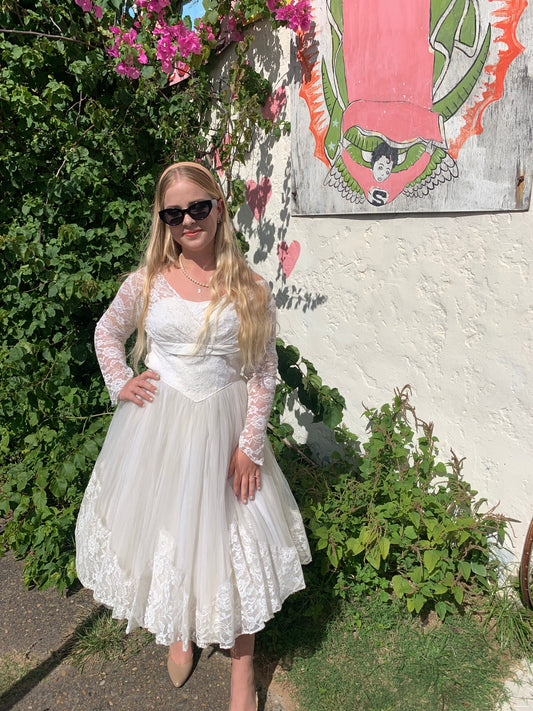 1950s Handmade Vintage Lace & Tulle fit & flare Wedding Dress
